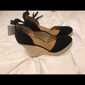 3 1/2 inch rattan wedge heels with black tie wrap